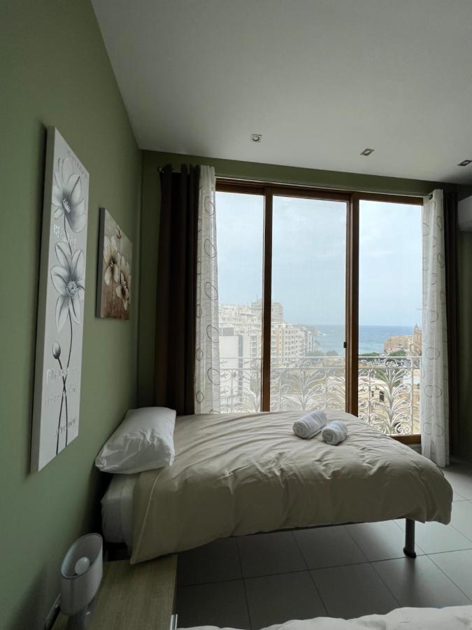 Entire Luxury Sliema Townhouse Steps From Beach Экстерьер фото