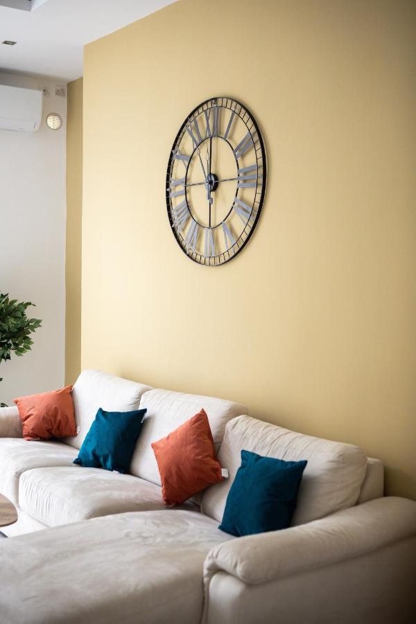 Entire Luxury Sliema Townhouse Steps From Beach Экстерьер фото